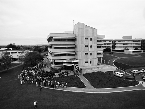 g-block-opening